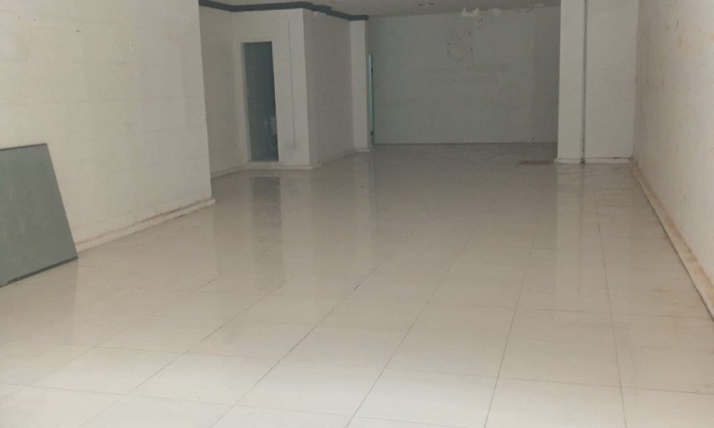 Prédio Comercial de 2 Pavimentos 
