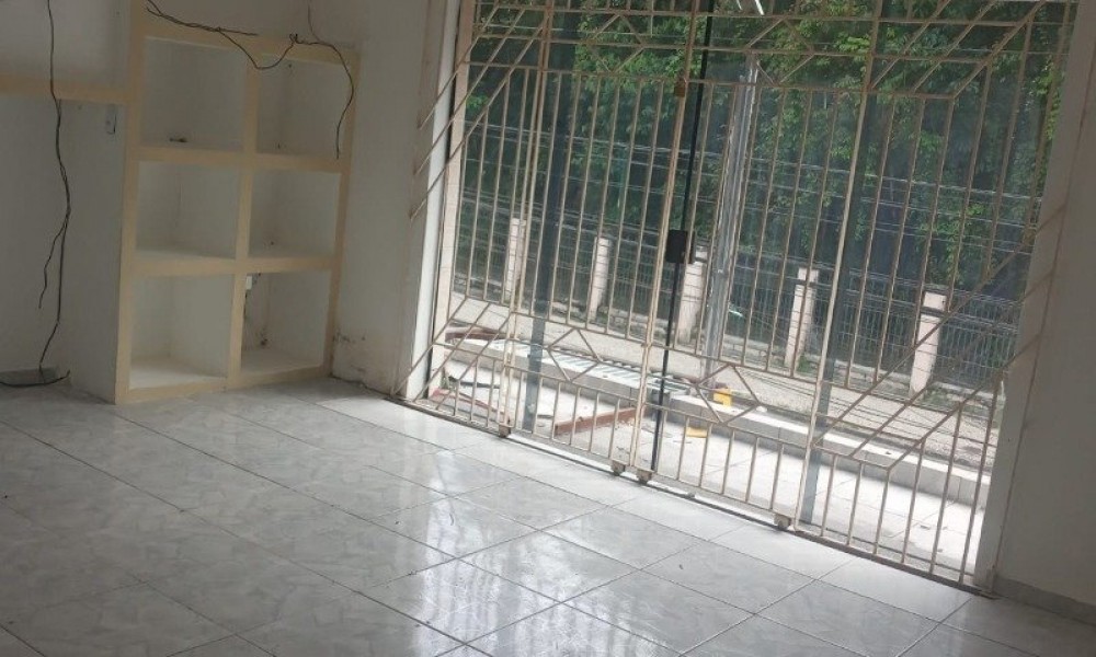 Prédio Comercial de 2 Pavimentos 