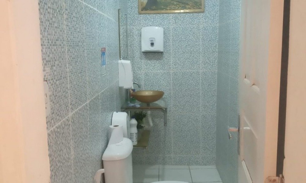 Prédio Comercial de 2 Pavimentos 