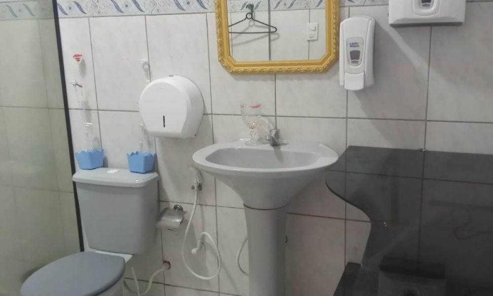 Prédio Comercial de 2 Pavimentos 