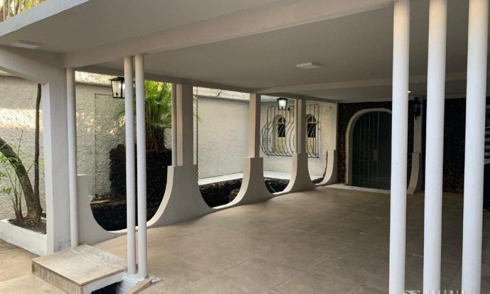 Casa de 2 Pavimentos 