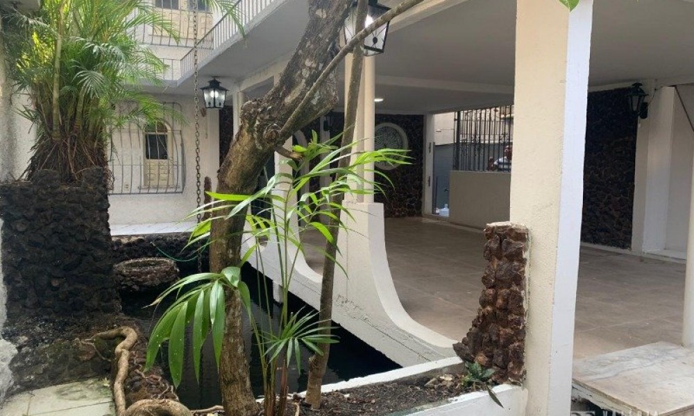 Casa de 2 Pavimentos 