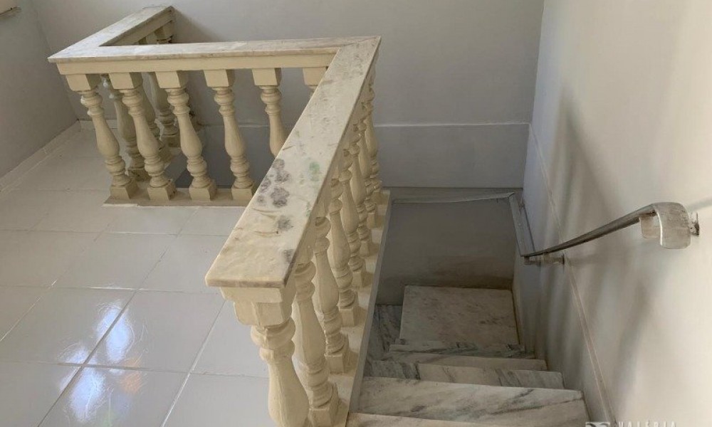 Casa de 2 Pavimentos 