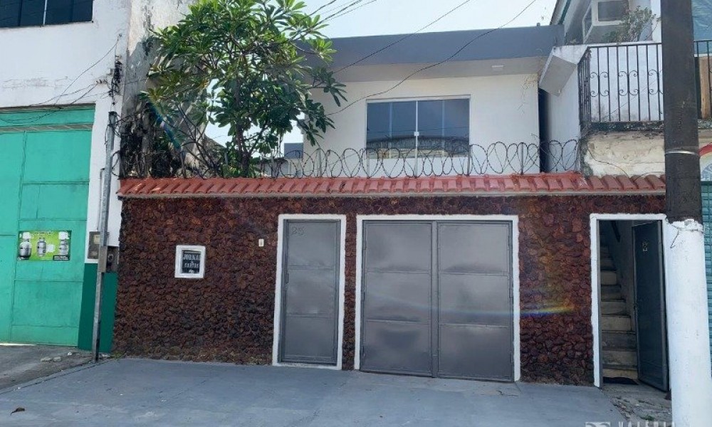 Casa de 2 Pavimentos 