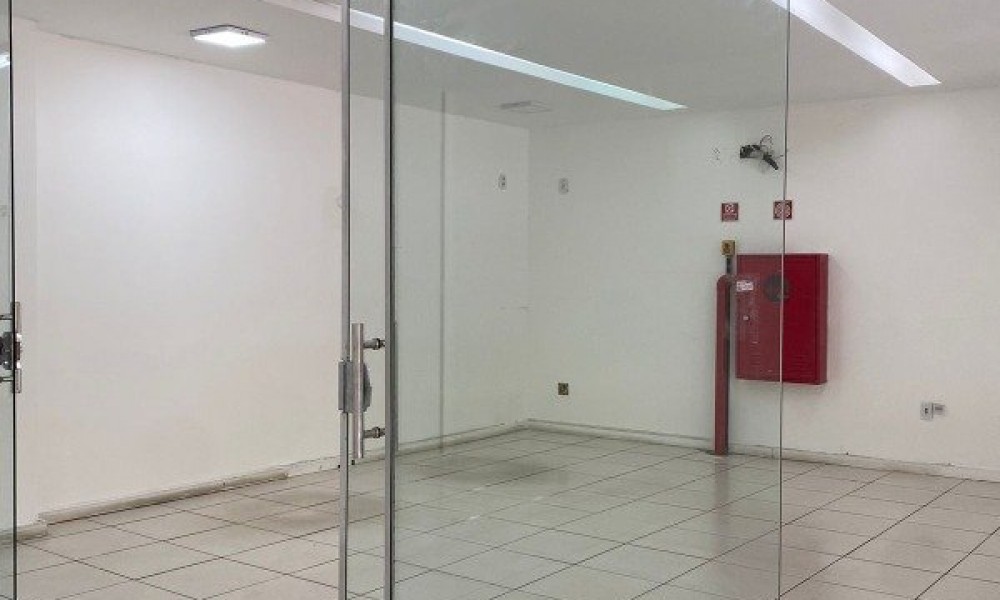 Prédio Comerical Com 3 Pavimentos