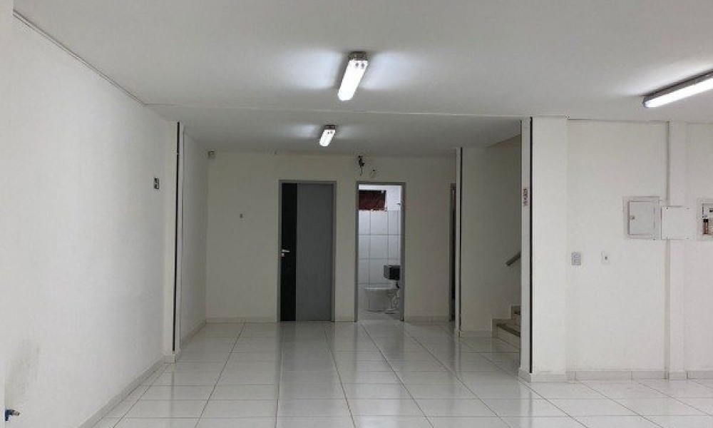 Prédio Comerical Com 3 Pavimentos