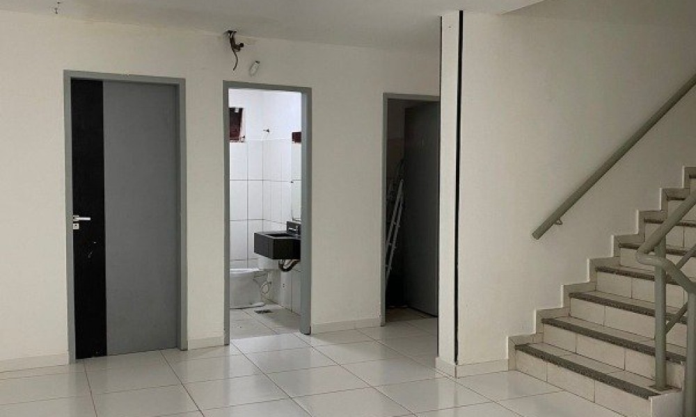 Prédio Comerical Com 3 Pavimentos