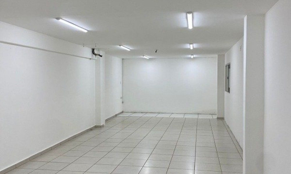 Prédio Comerical Com 3 Pavimentos