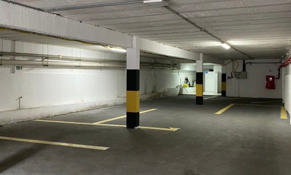 Prédio Comerical Com 3 Pavimentos