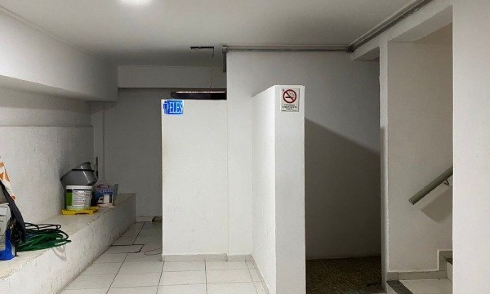 Prédio Comerical Com 3 Pavimentos