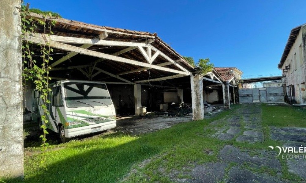 Terreno Com Edificação