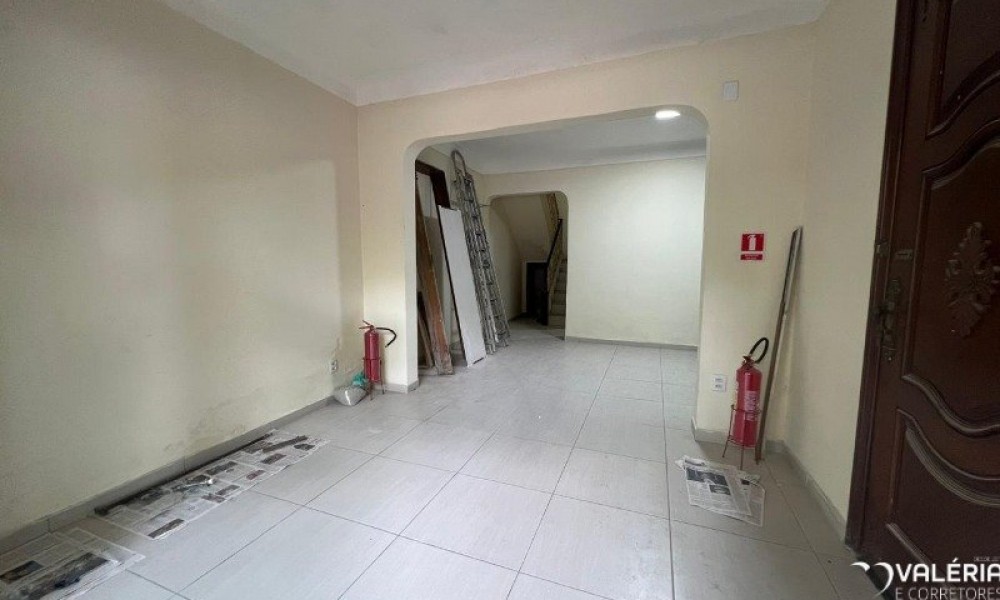 Casa Com 2 Pavimentos