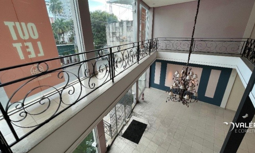 Prédio Comercial 
