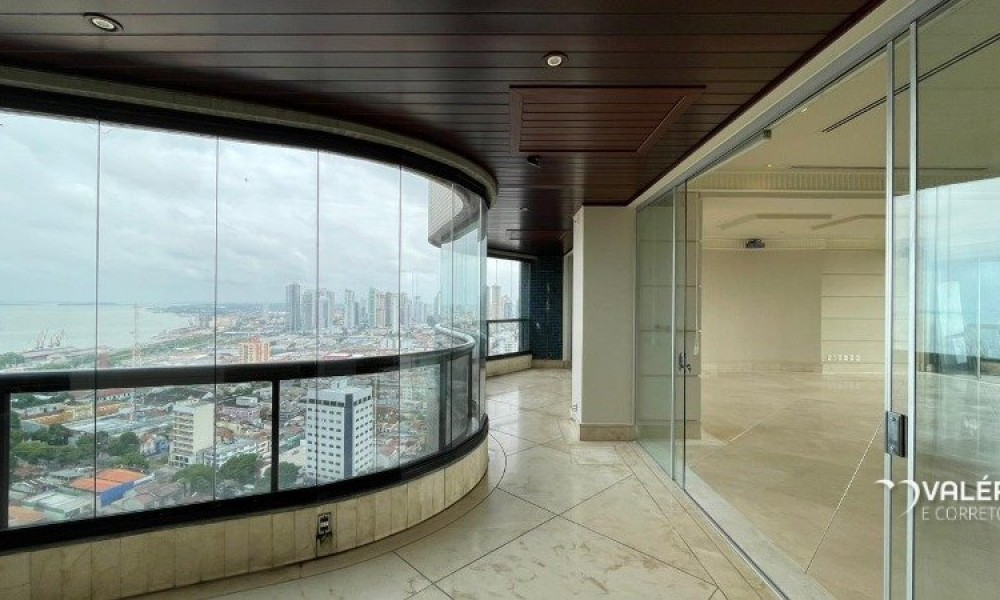 Ed. Diamond Tower