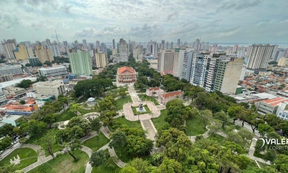 Ed. Diamond Tower
