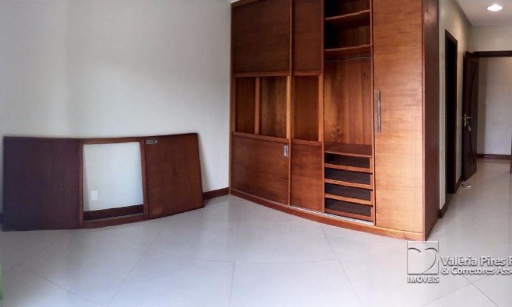 Cond. Cristal Ville