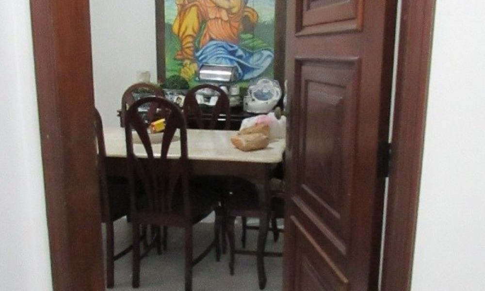Casa Comercial