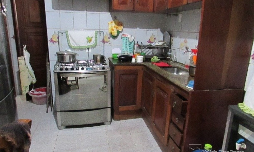 Casa Comercial