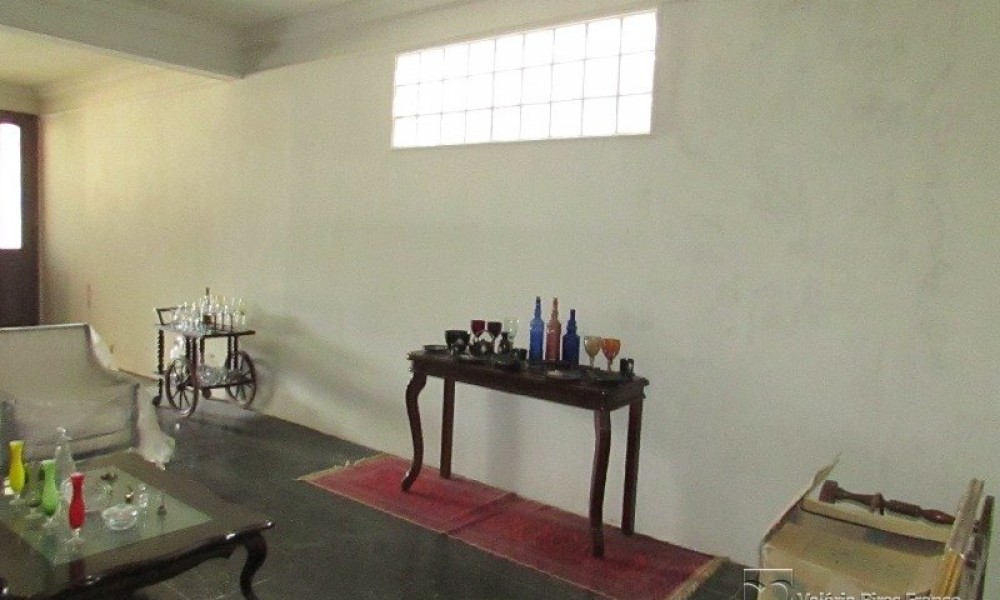 Casa Comercial