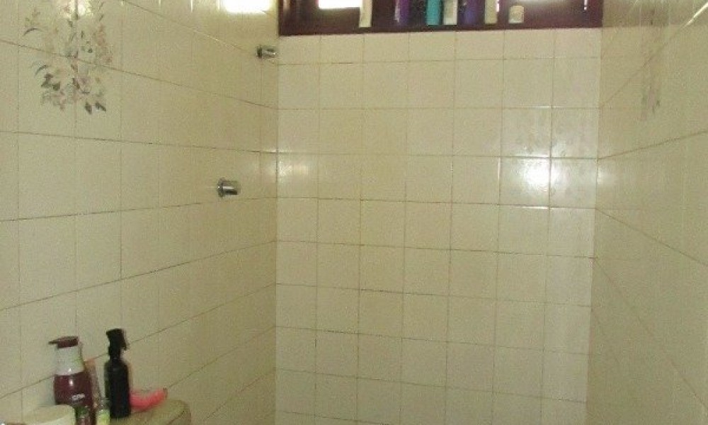 Casa Comercial