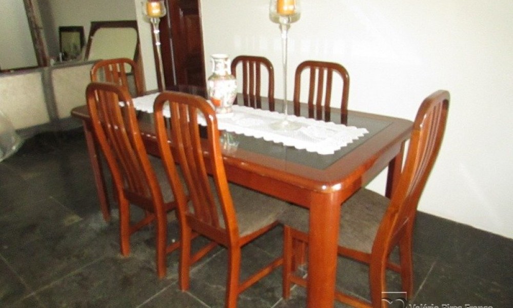 Casa Comercial
