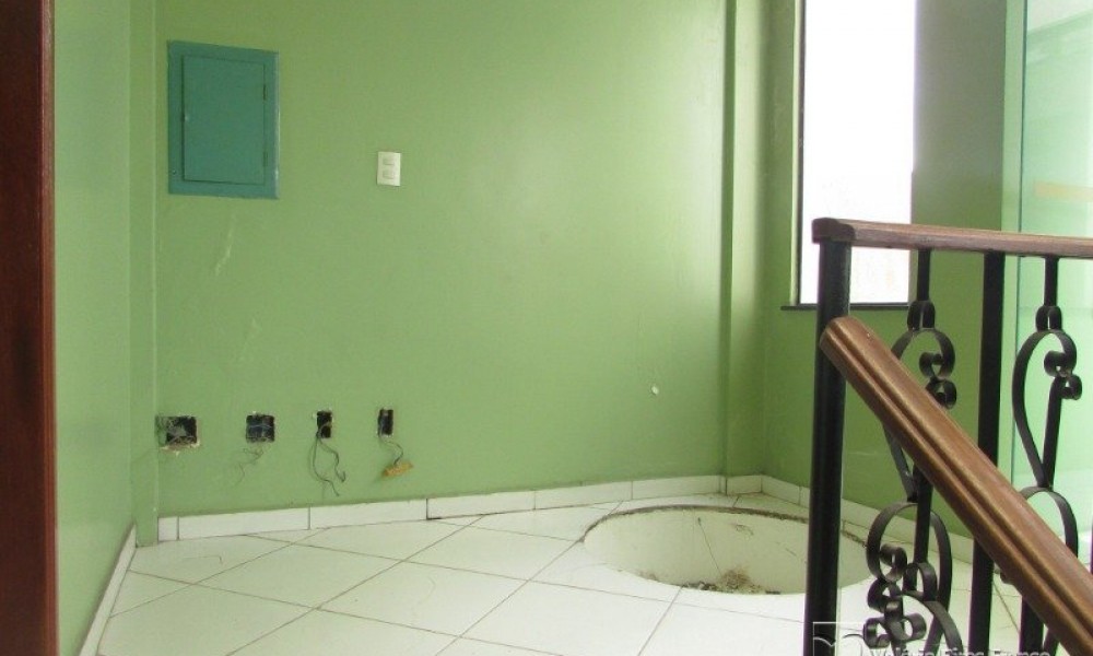 Casa Comercial