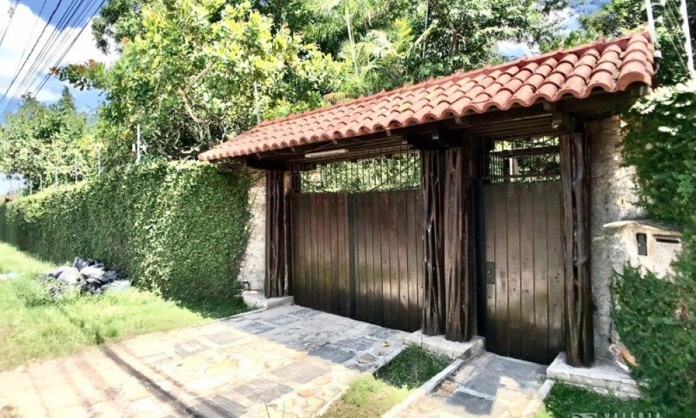 Casa Com Terreno