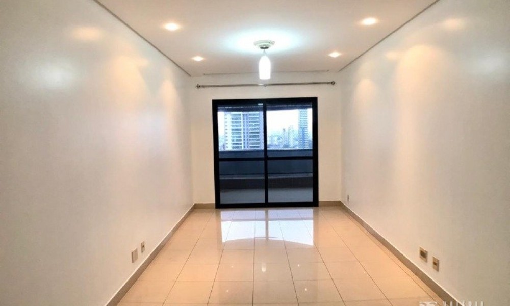 Ed. Astoria Tower Residence