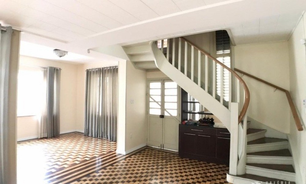 Casa Comercial 2 Pavimentos