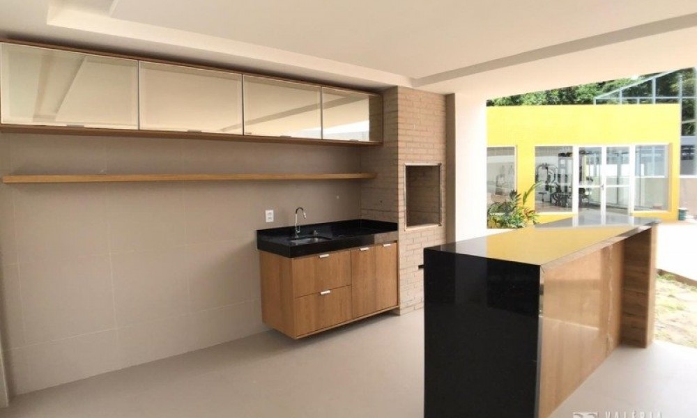 Ed. Breeze Residence