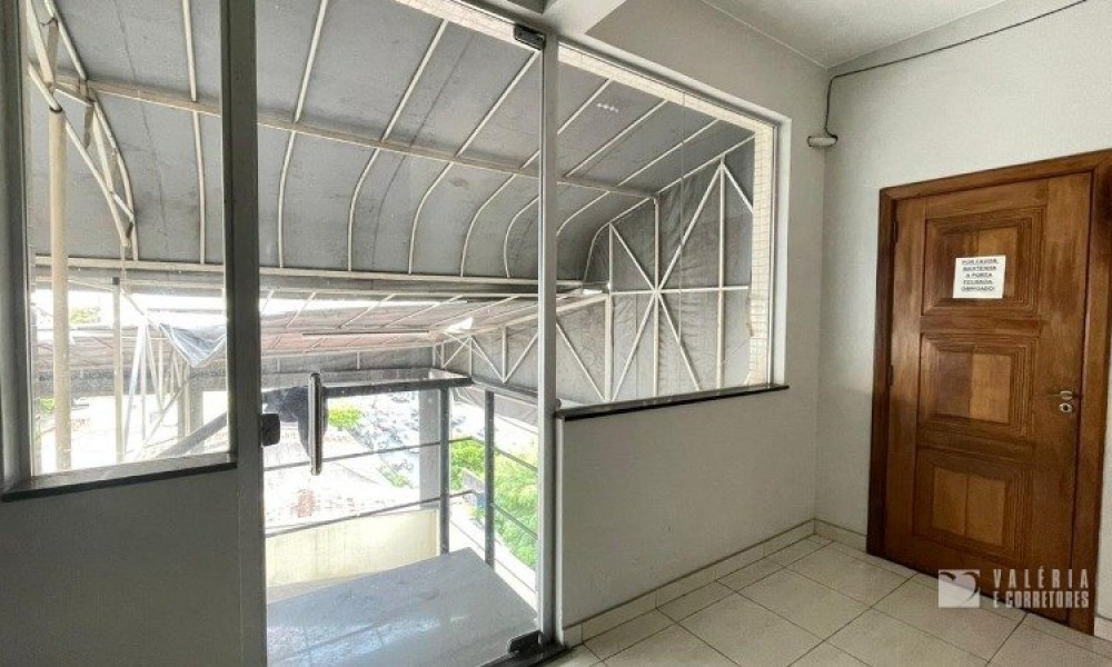 Prédio Comercial 