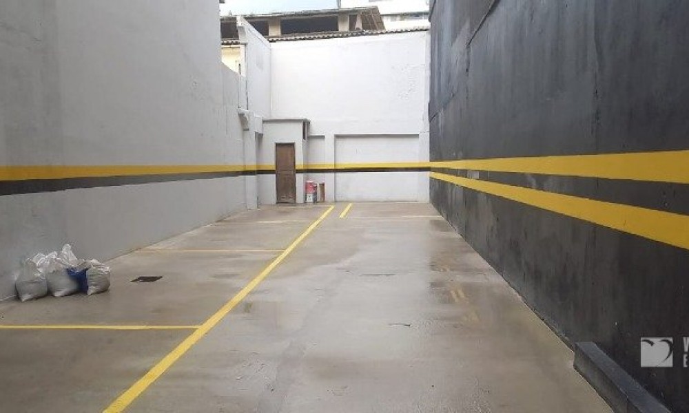 Prédio Comercial 