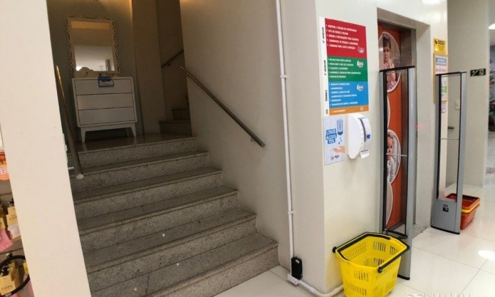 Prédio Comercial 