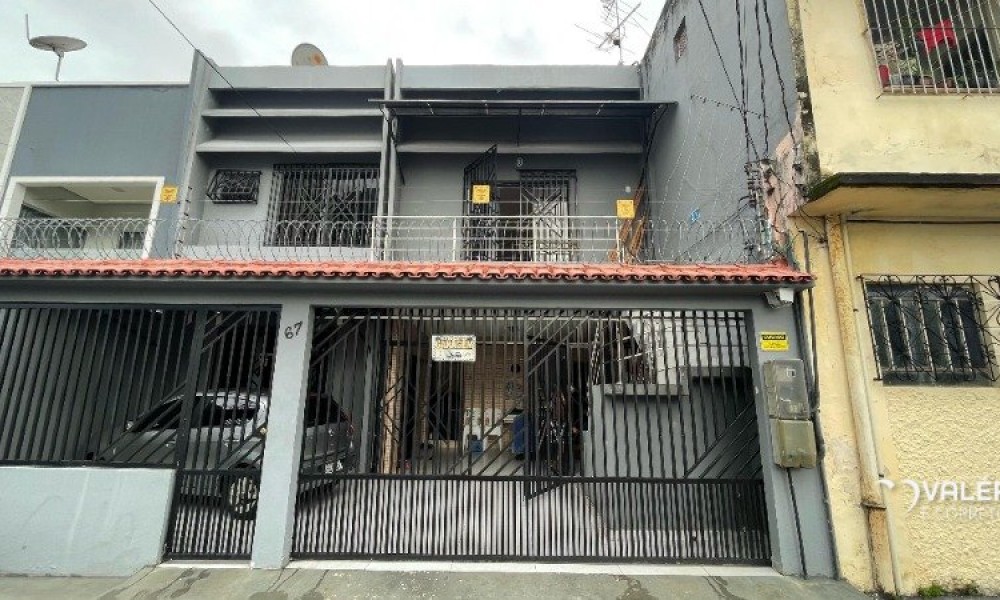 VILA FARAH