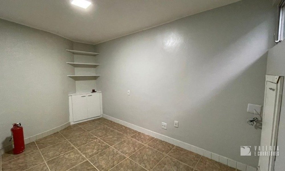 Salas Em Prédio Comercial