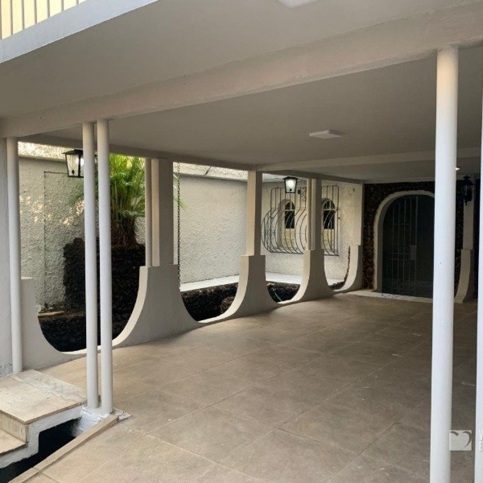 Casa de 2 Pavimentos 