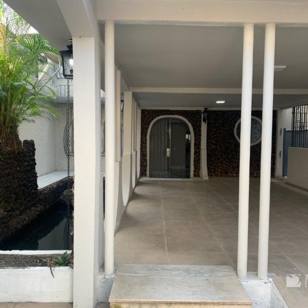 Casa de 2 Pavimentos 