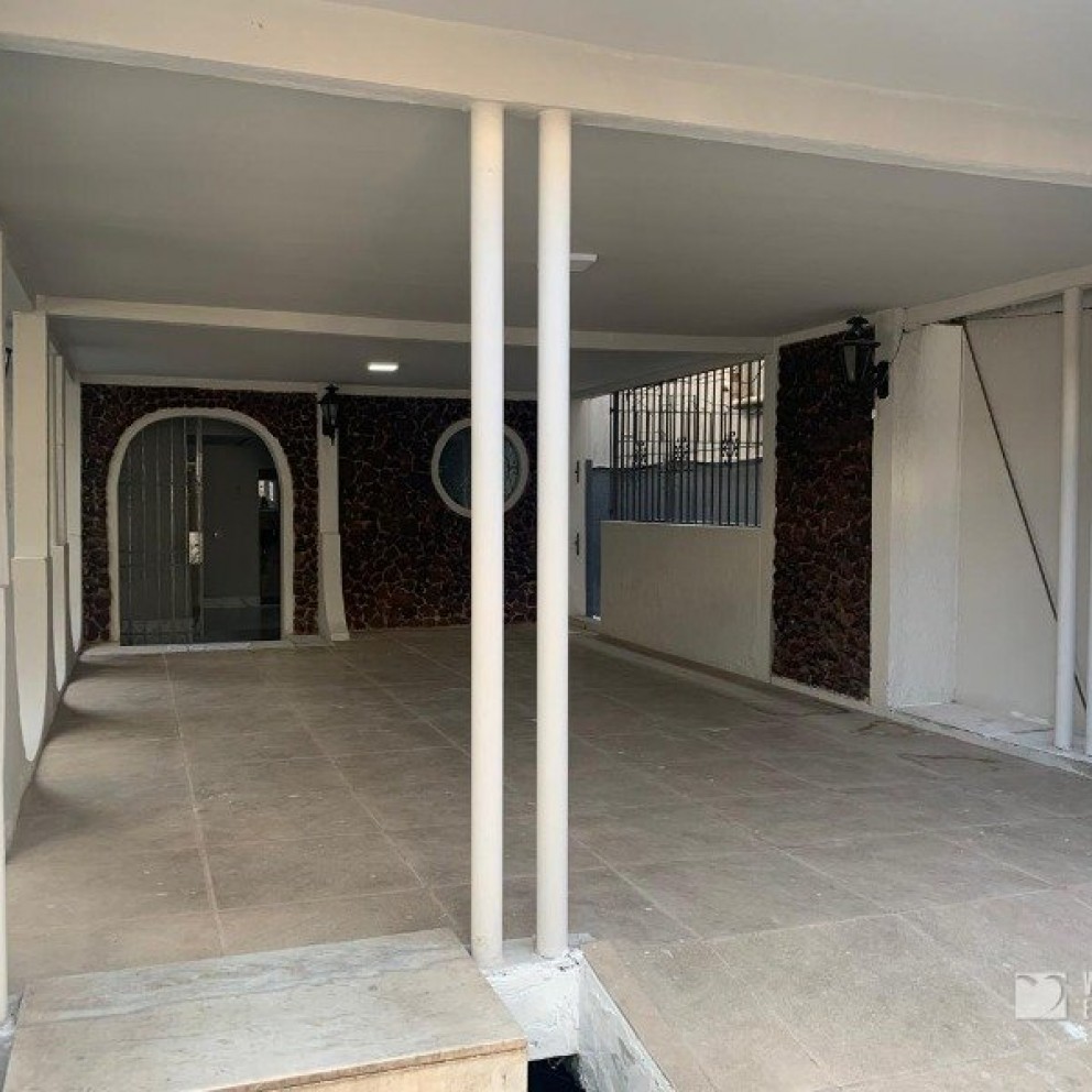 Casa de 2 Pavimentos 
