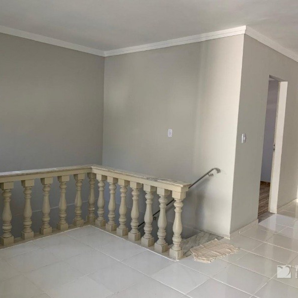 Casa de 2 Pavimentos 
