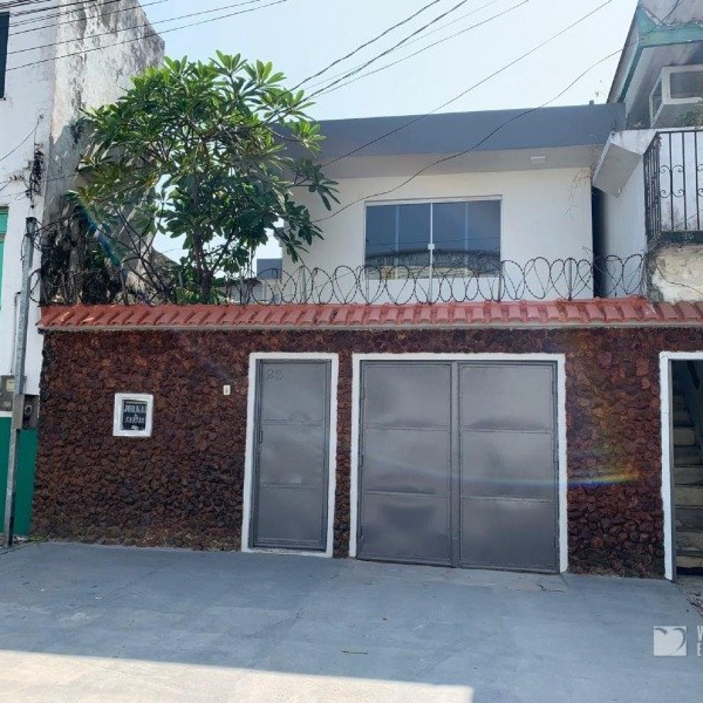 Casa de 2 Pavimentos 