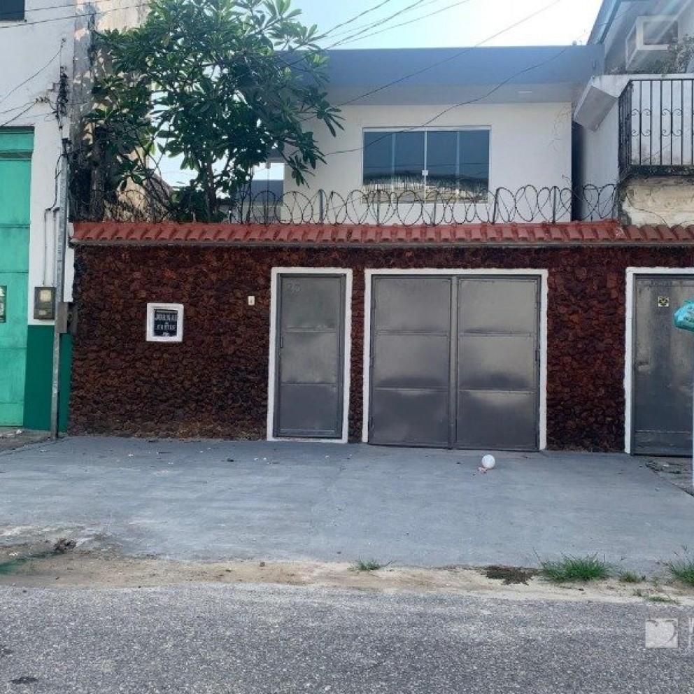 Casa de 2 Pavimentos 