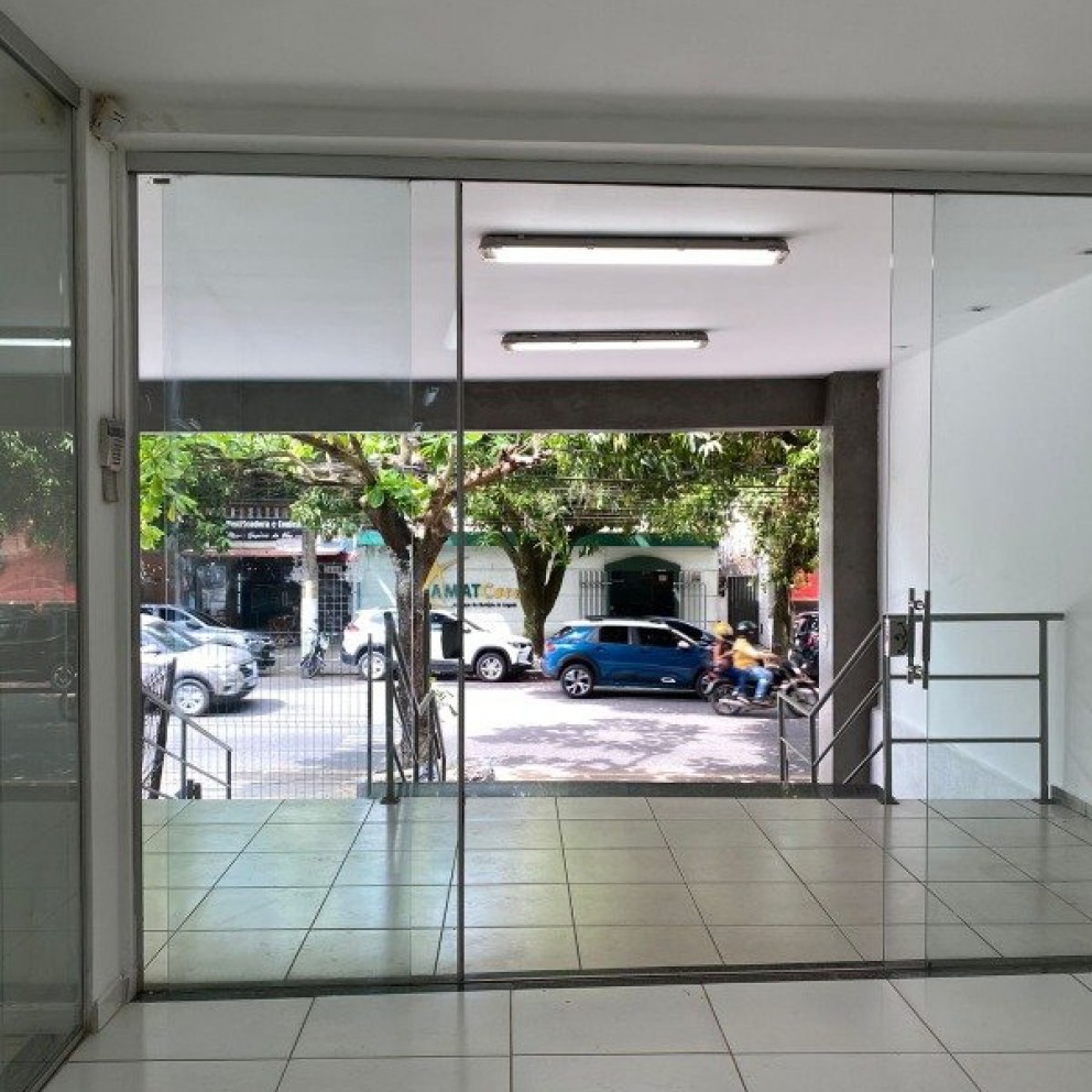 Prédio Comerical Com 3 Pavimentos