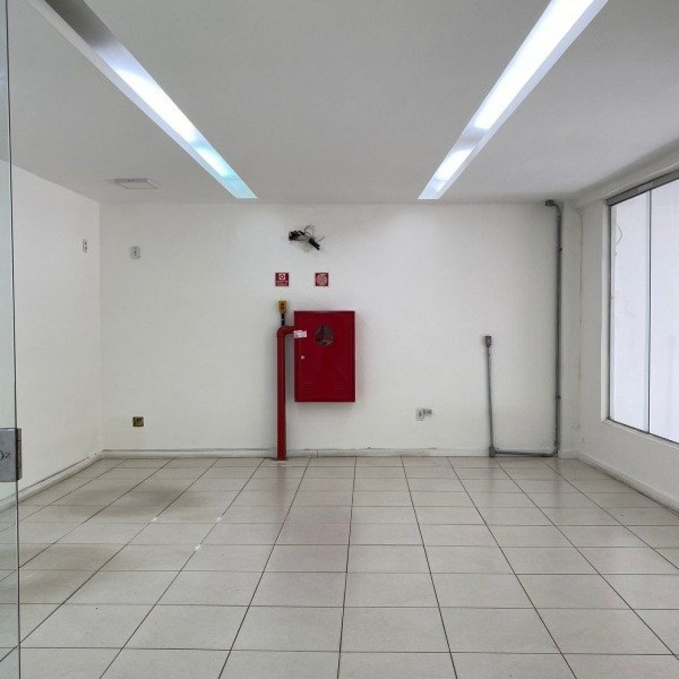 Prédio Comerical Com 3 Pavimentos