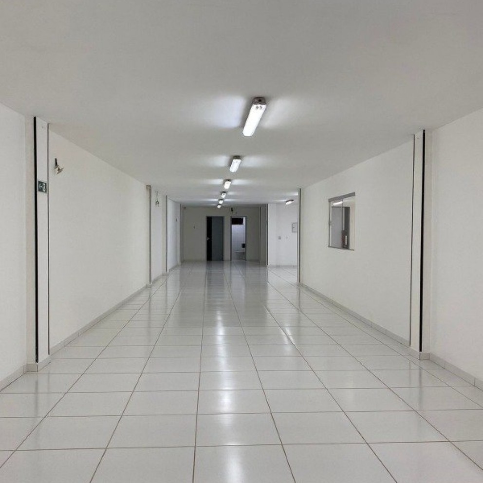 Prédio Comerical Com 3 Pavimentos
