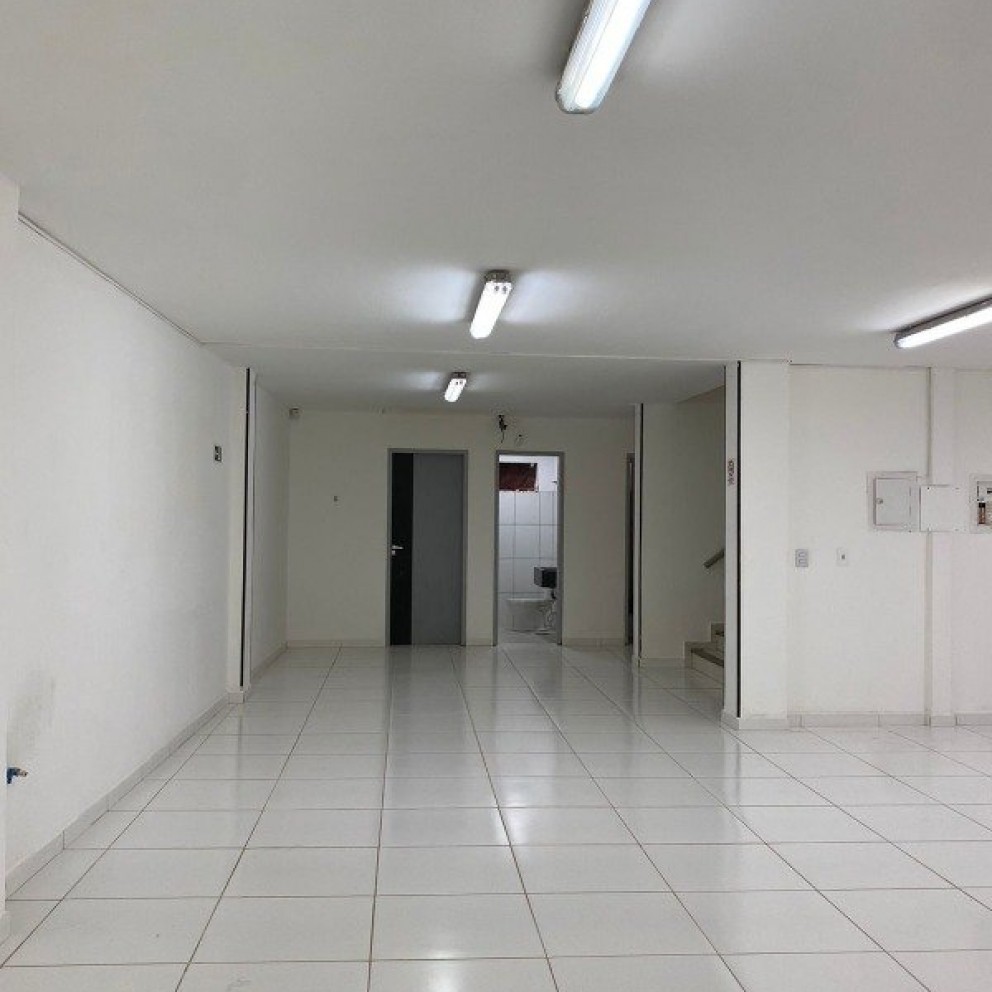 Prédio Comerical Com 3 Pavimentos