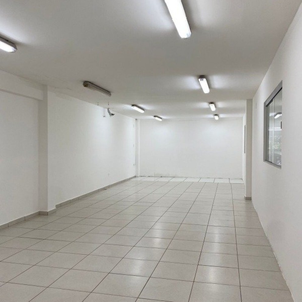 Prédio Comerical Com 3 Pavimentos
