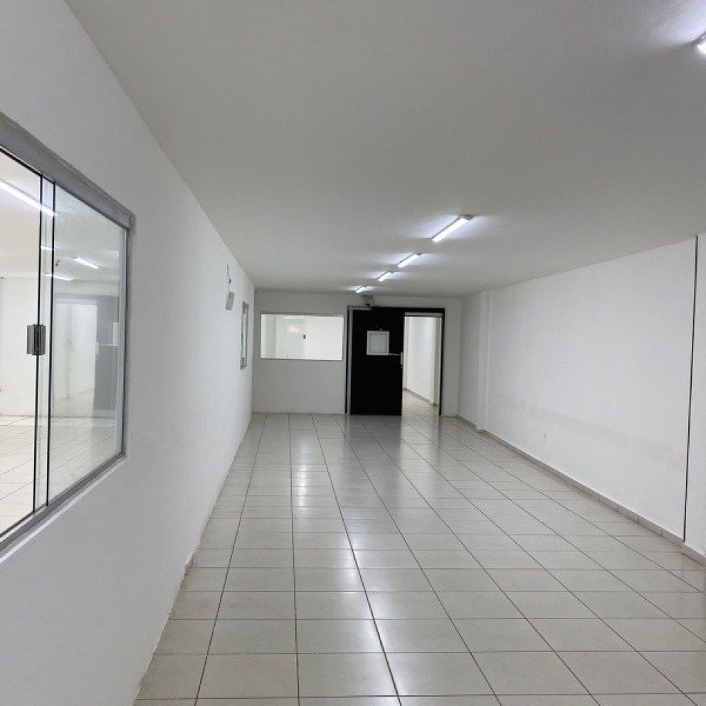 Prédio Comerical Com 3 Pavimentos