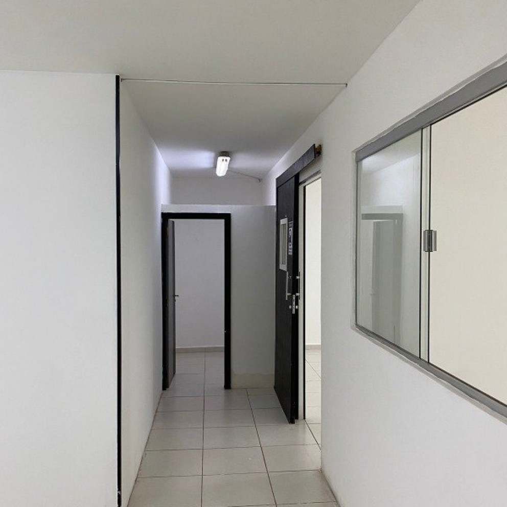 Prédio Comerical Com 3 Pavimentos