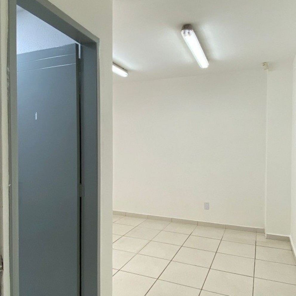 Prédio Comerical Com 3 Pavimentos