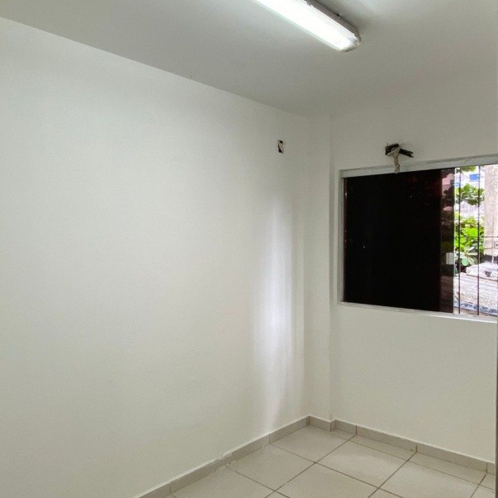 Prédio Comerical Com 3 Pavimentos